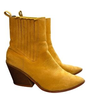 Women's Western Style Cowgirl Yellow Suede Ankle Boots Size 9